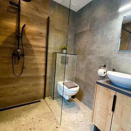 Weekend בית נופש *